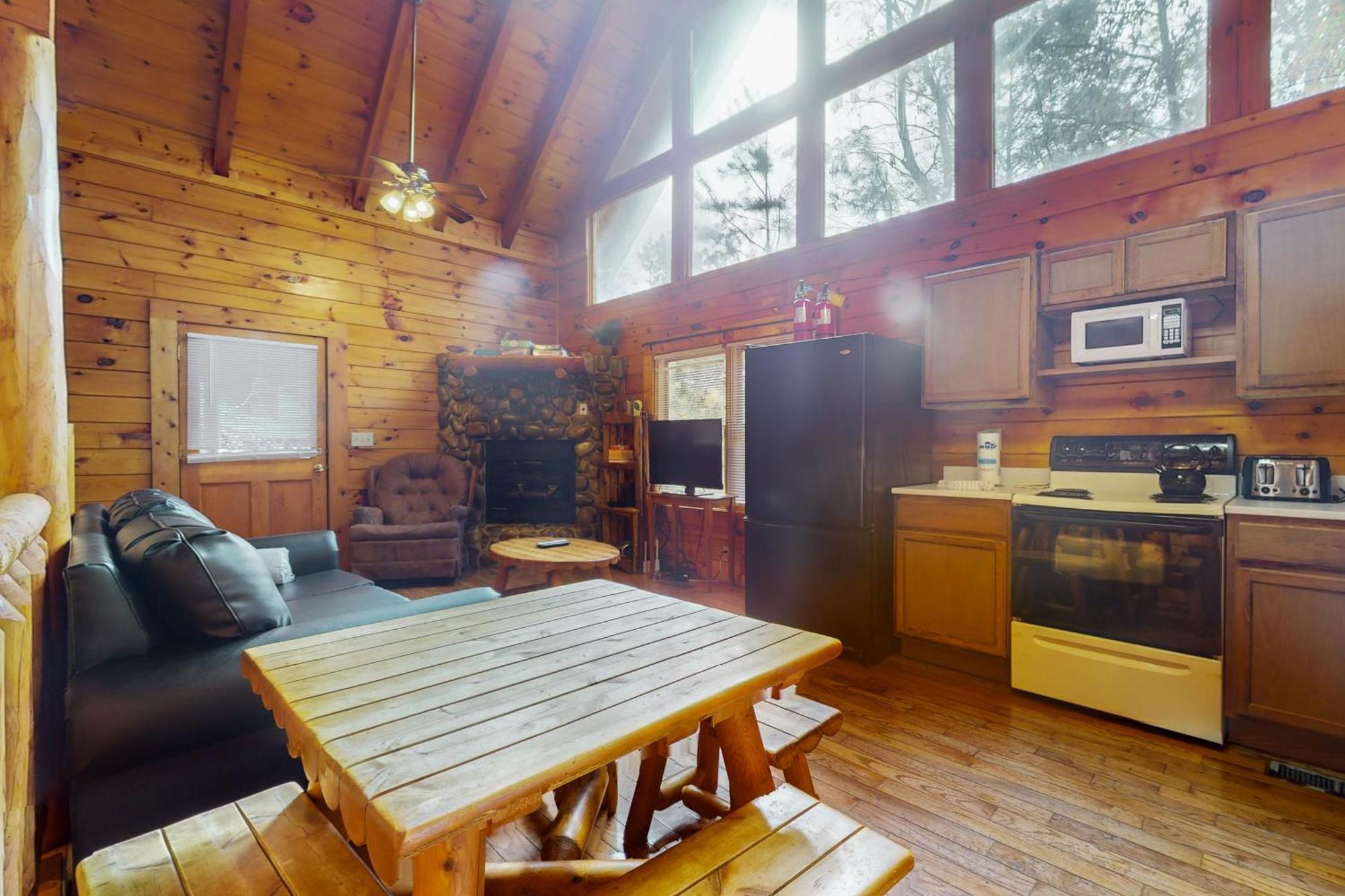 Sugar Bear Cabin Sevierville Exterior photo